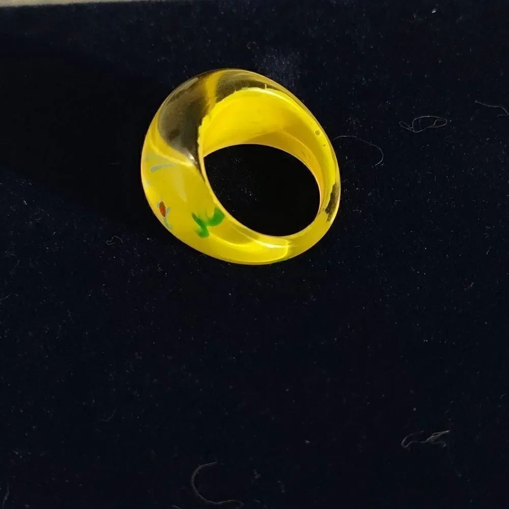 Lucite Yellow Bubble Ring   - Picture 4 of 6